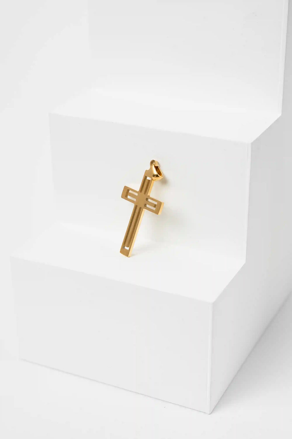 Dije Cruz Calada Gold — Impetu Men