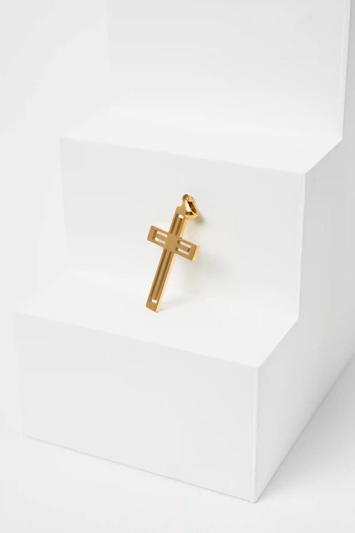 Dije Cruz Calada Gold — Impetu Men