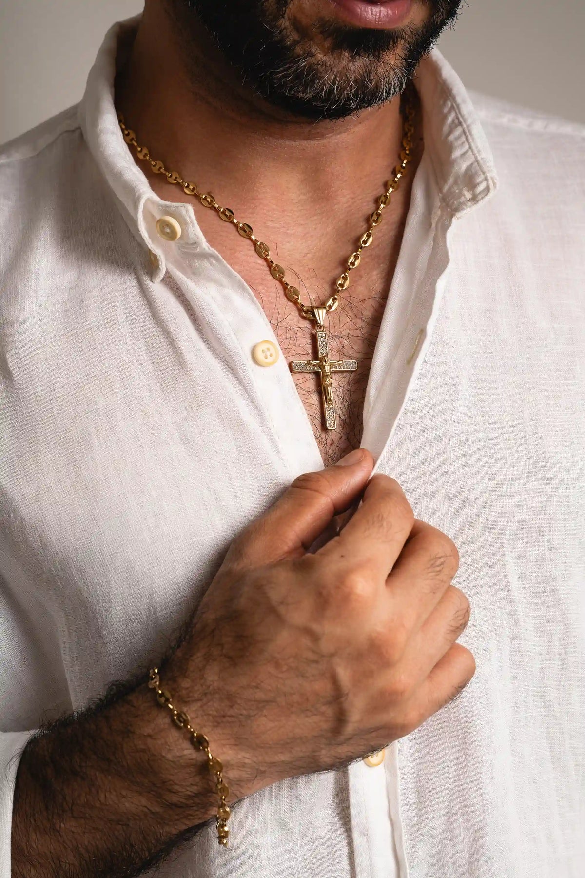 Dije Cristo Piedras Gold — Impetu Men