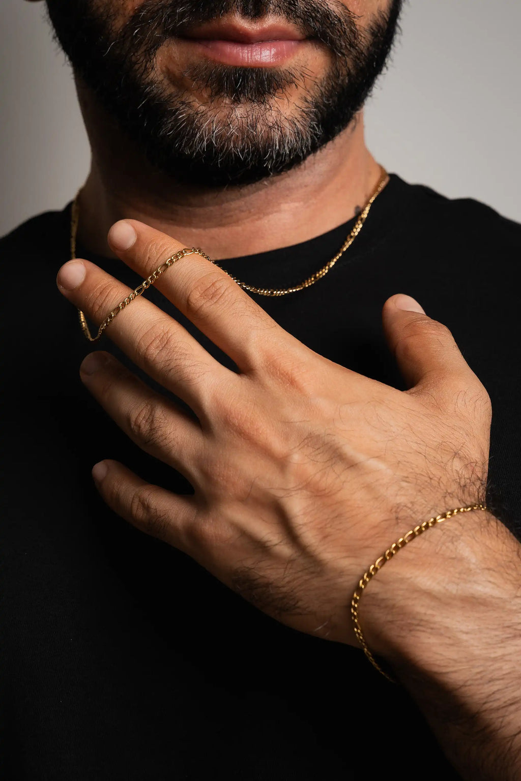 Stack Cadena y Pulsera Cartier Gold Impetu Men - conjunto completo fondo blanco